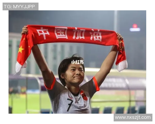 球星追梦：从贫困小镇到绿茵场的荣耀之路